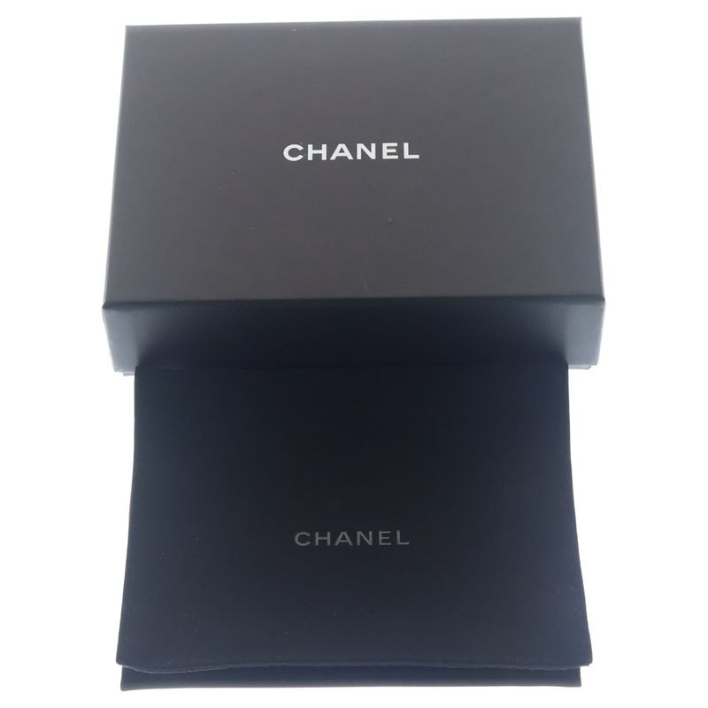 Chanel Quilted Star Logo Small Flap Wallet Trifold Coin Case White Leather