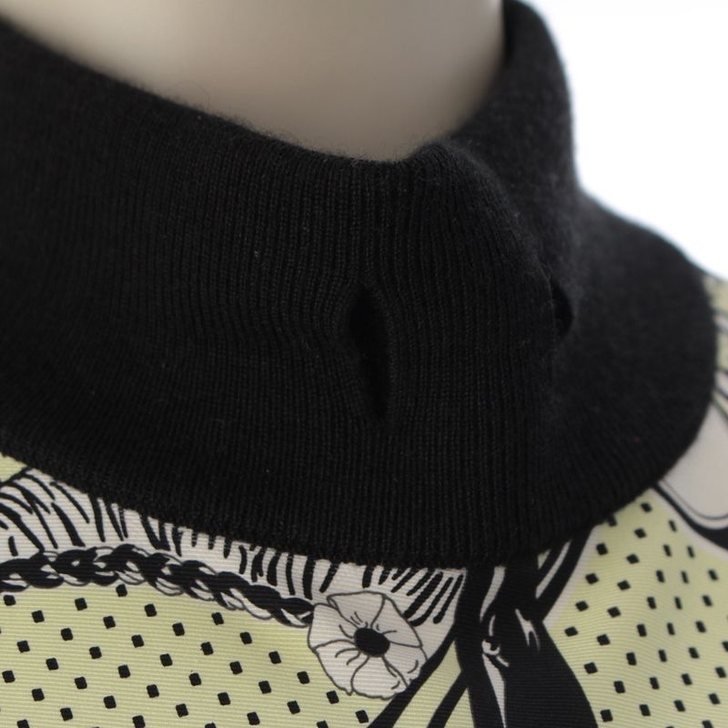 Hermes Harnais de Cour Bandana Cashmere Silk Twill Lane Mock Neck Short Sleeve