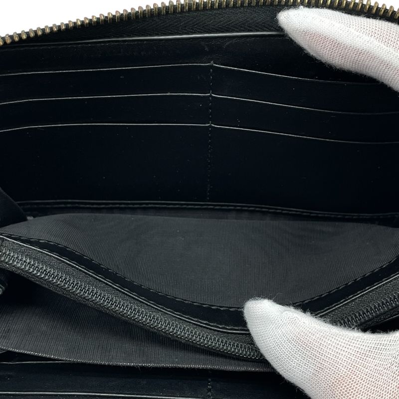 Gucci Wallet Zip Around Logo Leather Black Classic Luxury Sophisticated
