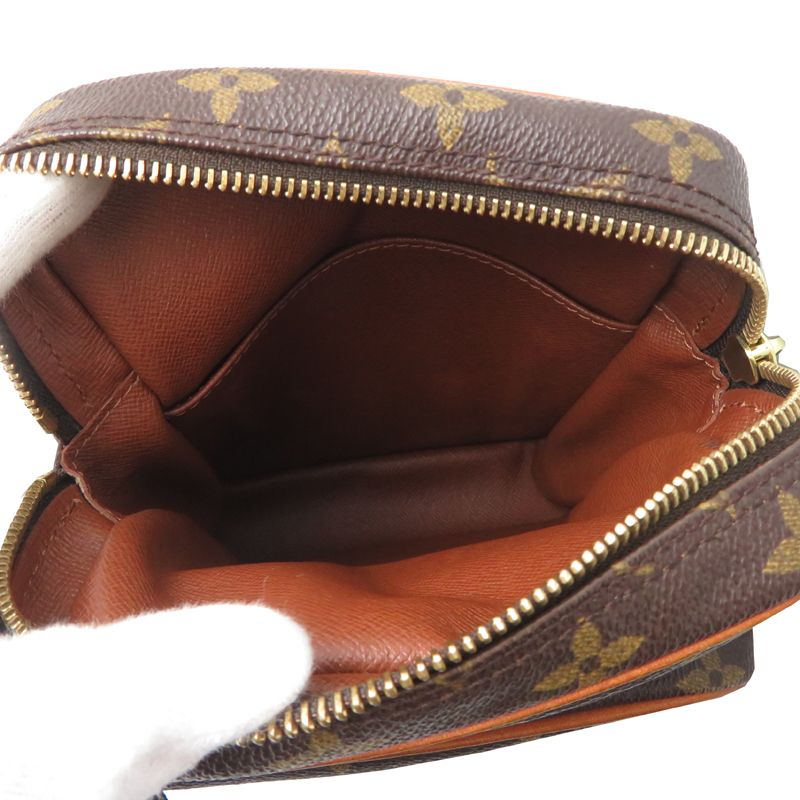 Louis Vuitton Shoulder Bag