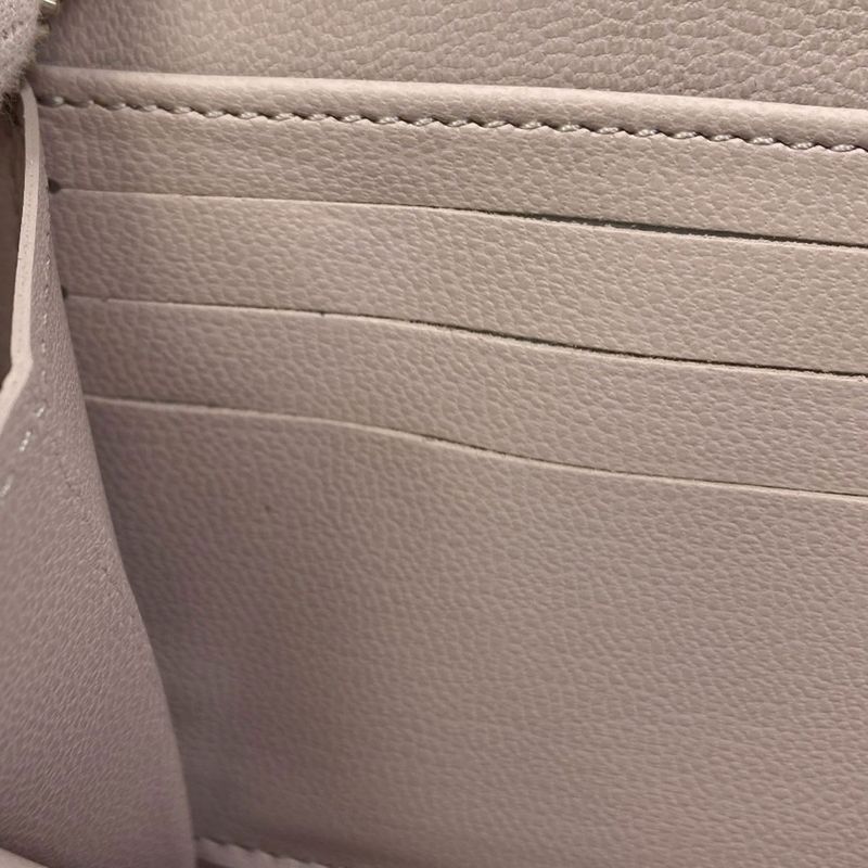 Louis Vuitton Zippy Wallet Bloom Lamb Leather