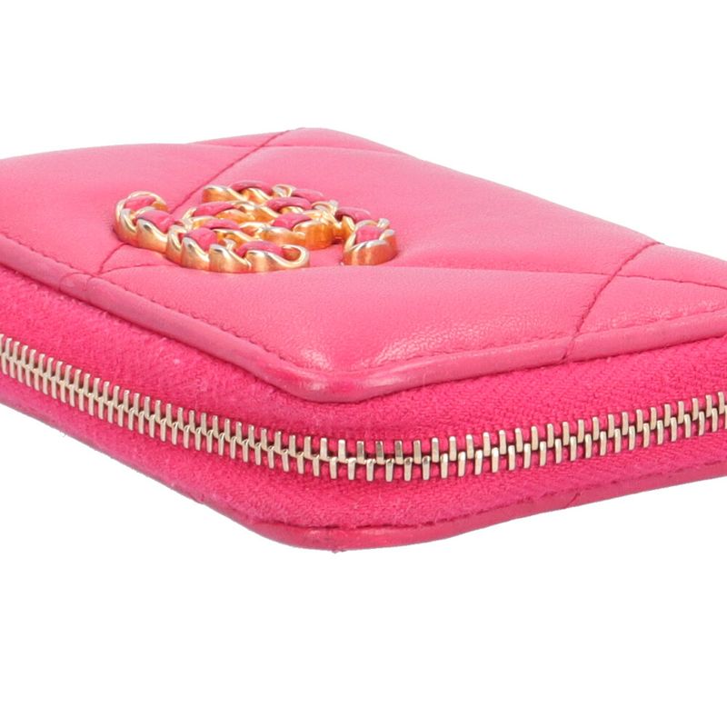 Chanel 19 Coin Case Lambskin
