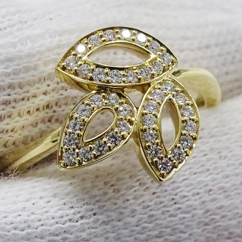 Harry Winston Ring Diamond Lily Cluster Star Mini Yellow Gold Polished