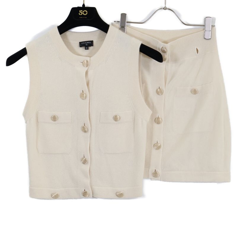 Chanel CC Logo Button Cashmere Sleeveless 34 Shirt