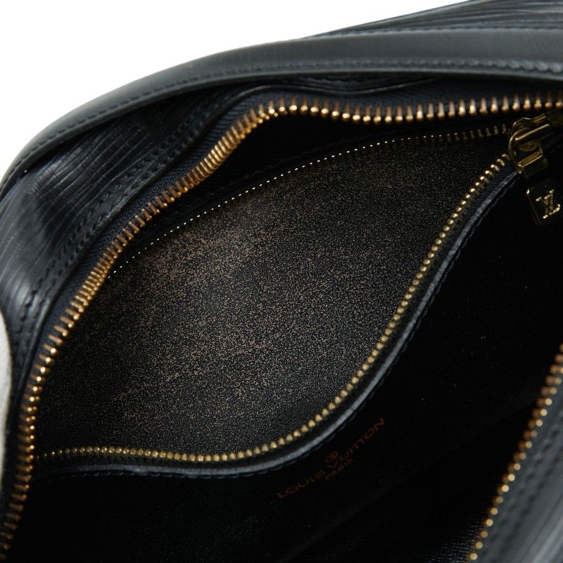 Louis Vuitton Epi Jeune Fille Crossbody Shoulder Bag Noir Black Leather