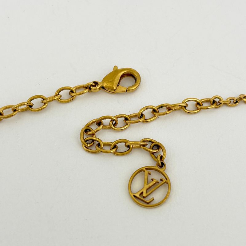 Louis Vuitton Collier Blooming LV Circle Monogram Flower Necklace Gold Plated