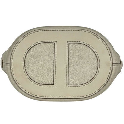 Hermes in the Loop 18 Handbag Taurillon Clemence Ivoryb