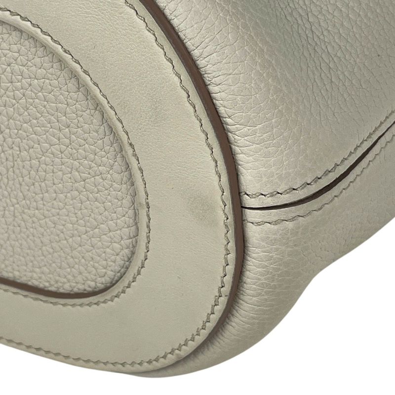 Hermes in the Loop 18 Handbag Taurillon Clemence Ivoryb