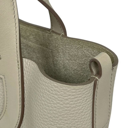 Hermes in the Loop 18 Handbag Taurillon Clemence Ivoryb