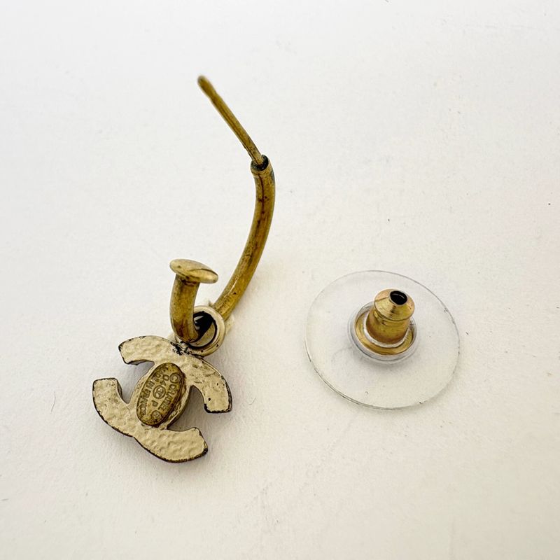 Chanel CC Logo Earrings Swing Gold Plated Purple