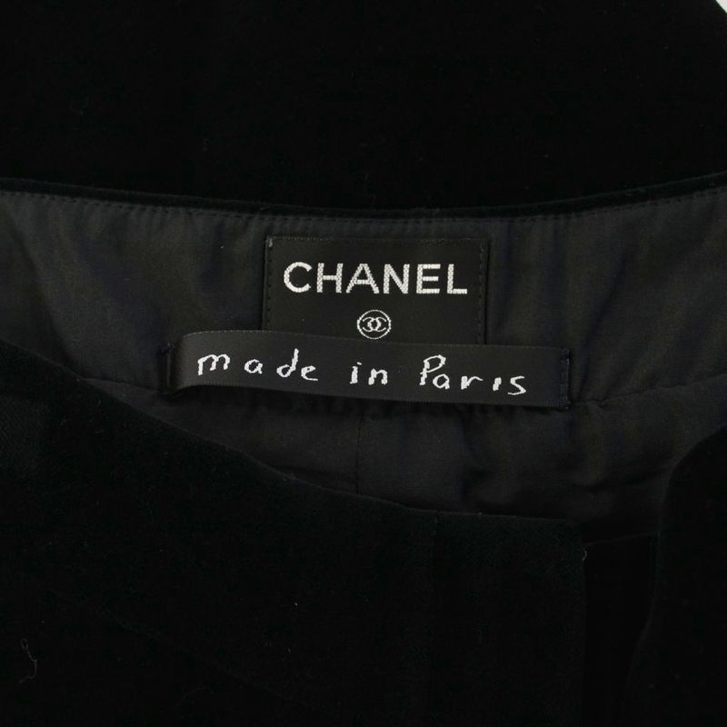 Chanel Pants Cropped Velour CC Logo Button 34 Black YM