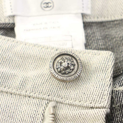 Chanel Denim Pants Jeans CC Logo 36 Light Gray White Slim YM