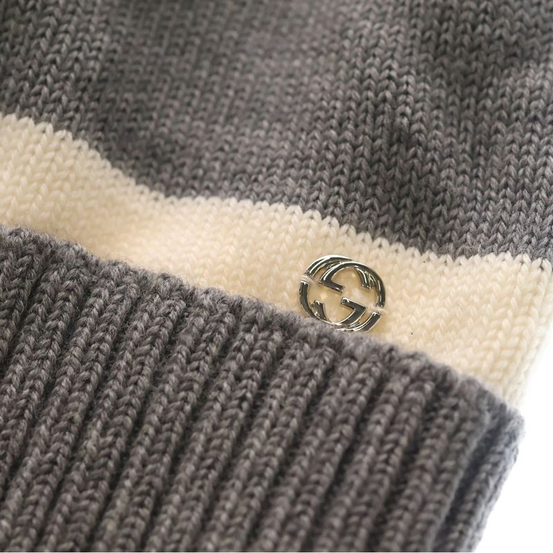 Gucci Double Knit Hat Gray White