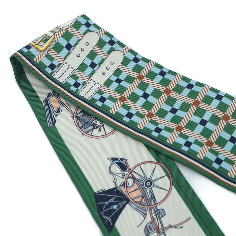 Hermes les Voituresa Nouvelle Evolution of the Carriage Twilly Scarf Silk