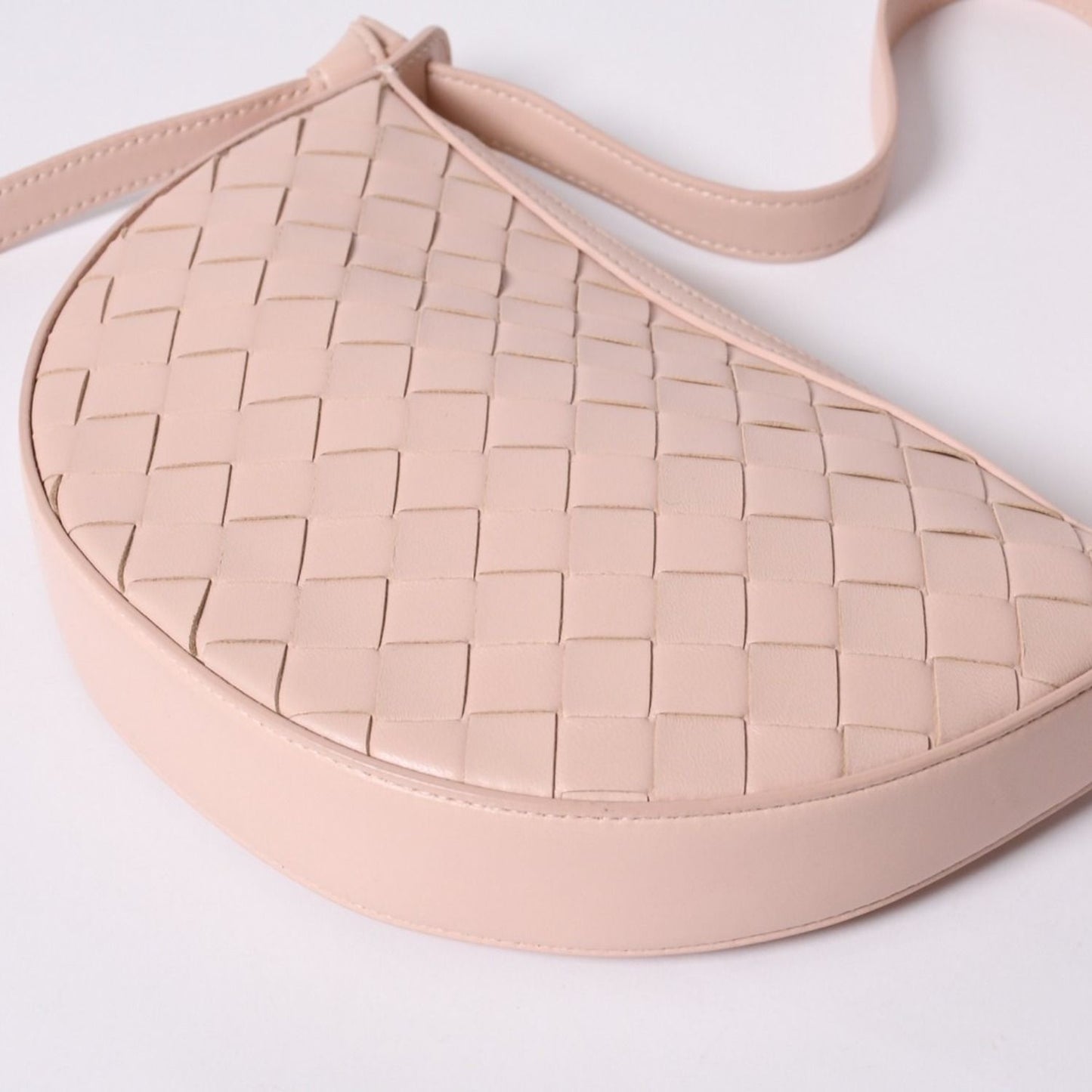 Bottega Veneta Intrecciato Bag Leather Salmon Pink Gold — view 4