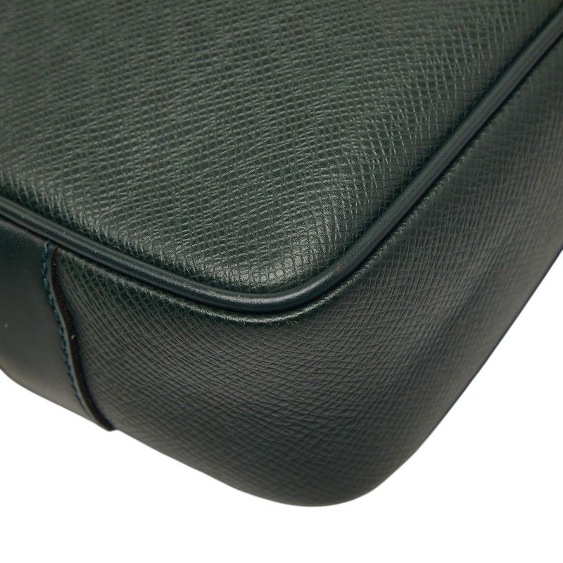 Louis Vuitton Taiga Clutch Dark Green Esepia Leather