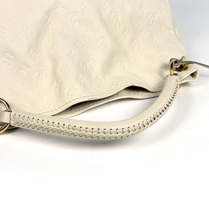 Louis Vuitton MM Shoulder Bag Monogram Empreinte Neige