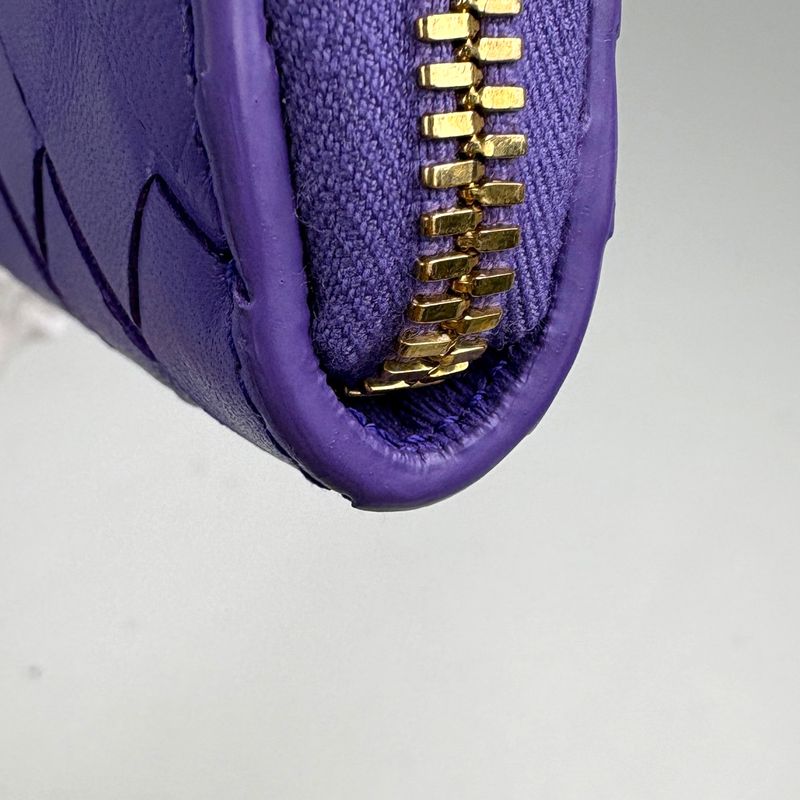 Bottega Veneta Intrecciato Wallet Leather Purple