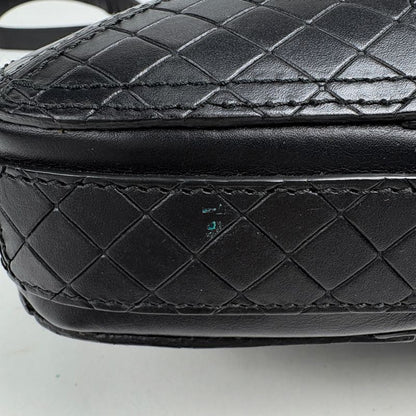 Bottega Veneta Intrecciato Scorpito Shoulder Bag Leather Black