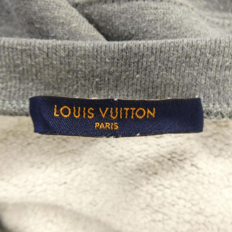 Louis Vuitton Squared Lvlogo Sweatshirt