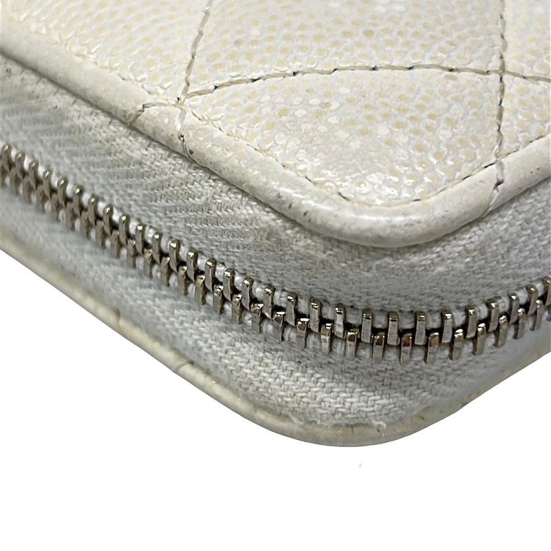 Chanel Coin Case Quilted White Gold Zip Around CC Logo