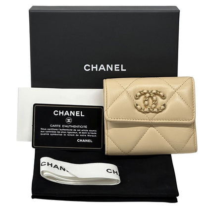 Chanel Wallet 19 Bifold Lambskin Beige Gold CC Logo Quilted Trifold Compact