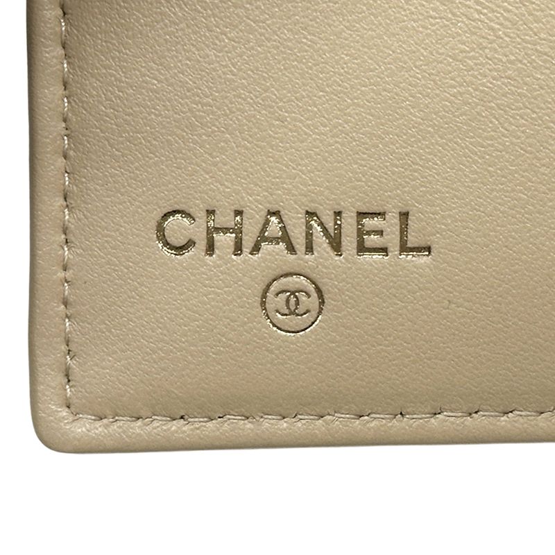 Chanel Wallet 19 Bifold Lambskin Beige Gold CC Logo Quilted Trifold Compact