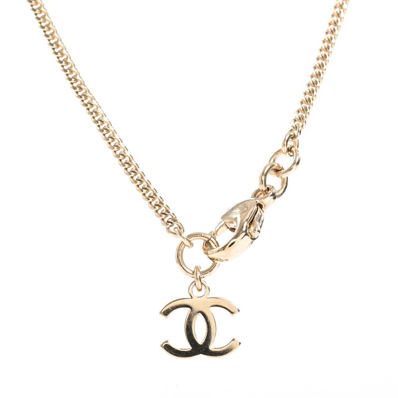 Chanel Necklace Gold