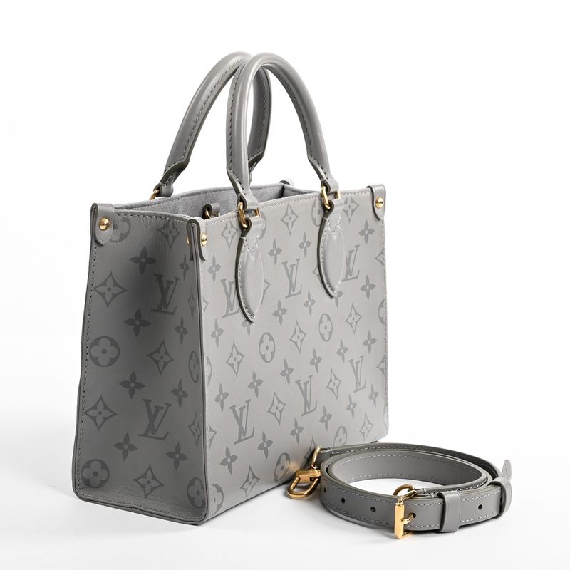 Louis Vuitton Handbag on the Go PM