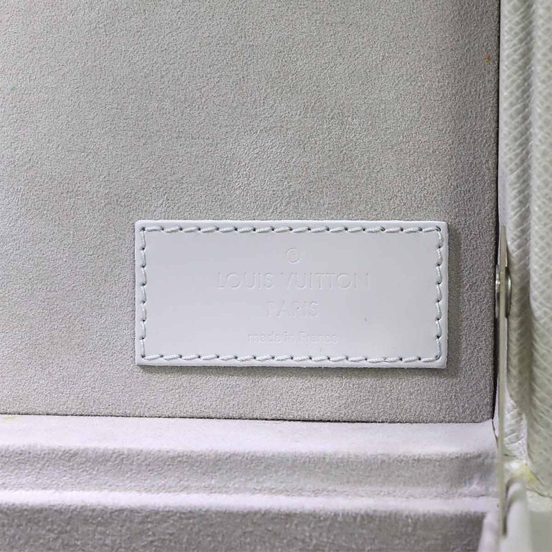 Louis Vuitton Taigarama Bisten 50 Trunk Case Bag White Silver