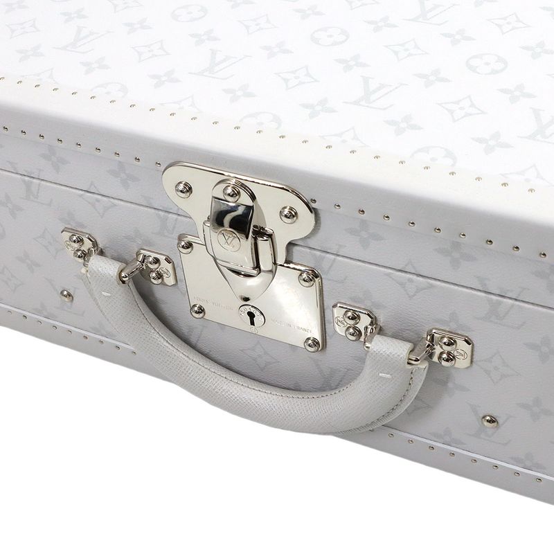 Louis Vuitton Taigarama Bisten 50 Trunk Case Bag White Silver