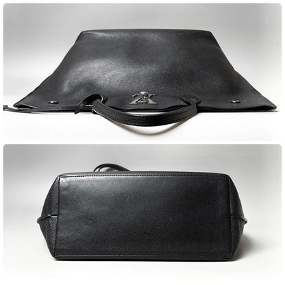 Louis Vuitton Lockme Goto Tote Black