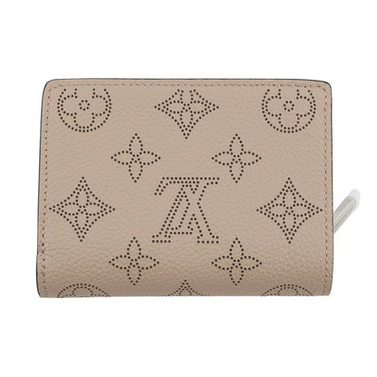 Louis Vuitton Bifold Wallet Monogram Mahina Portefeuille Ku