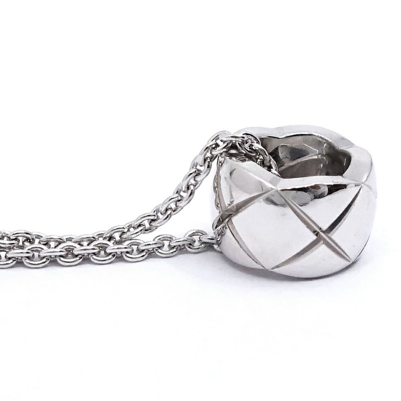 Chanel 18k White Gold Coco Crush Necklace Quilted