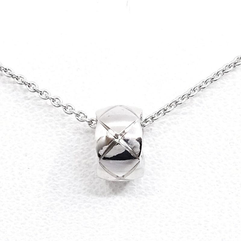 Chanel 18k White Gold Coco Crush Necklace Quilted