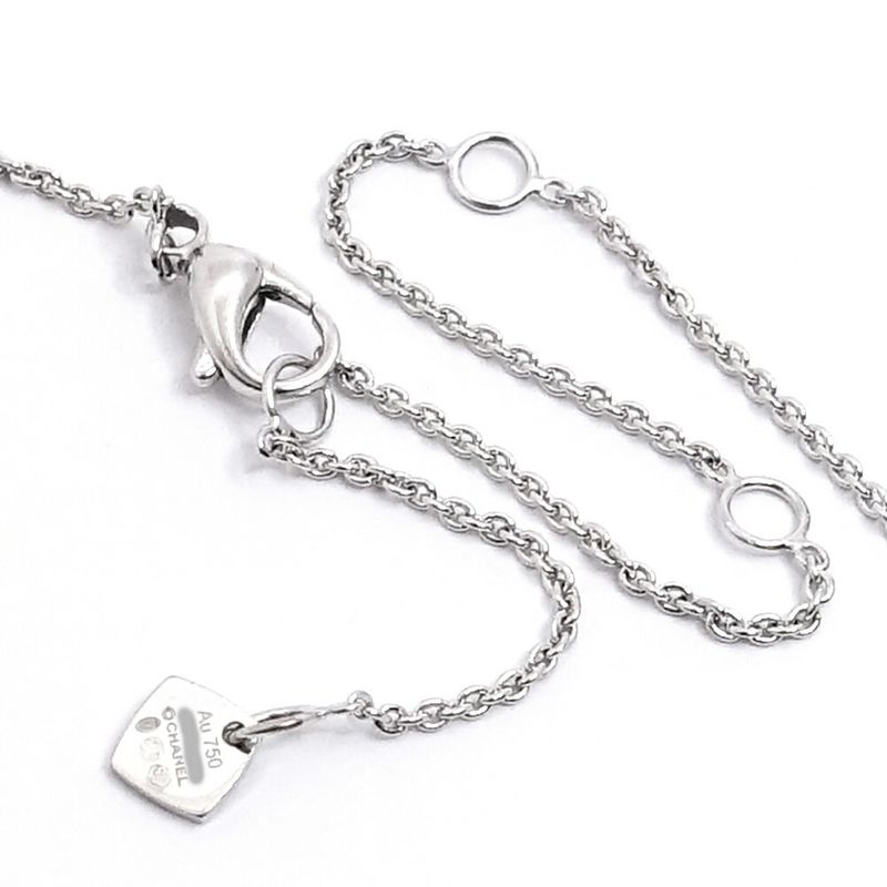Chanel 18k White Gold Coco Crush Necklace Quilted