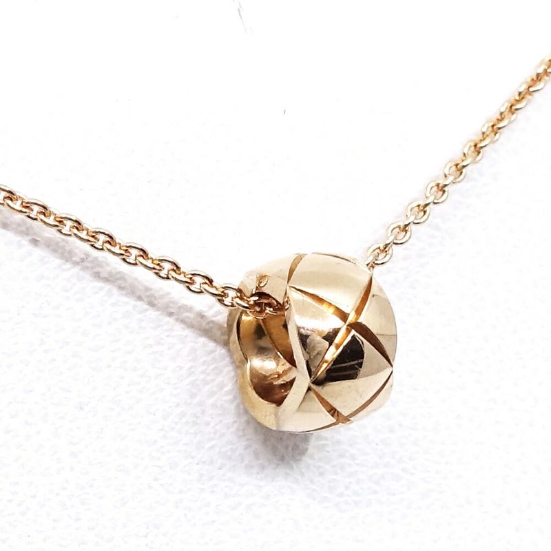 Chanel 18k Pink Gold Coco Crush Necklace Beige Quilted