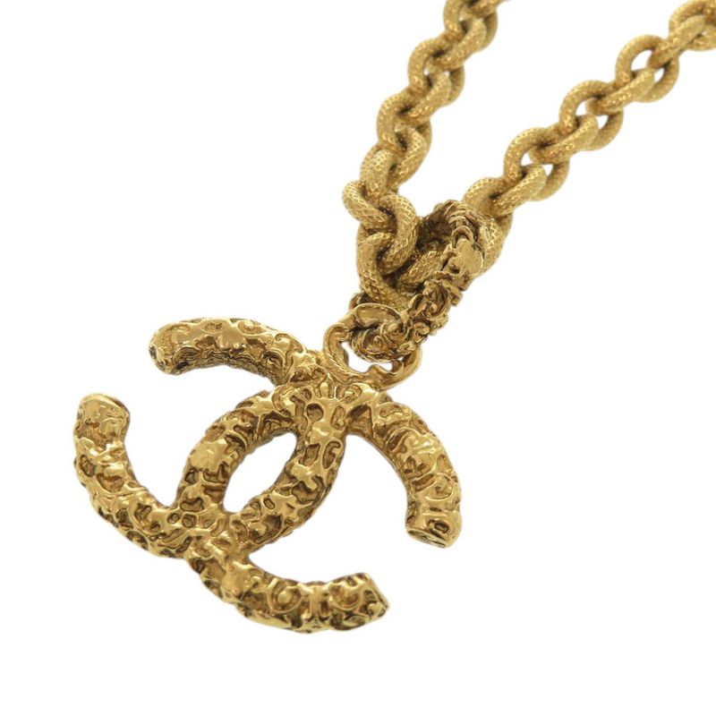 Chanel Lava CC Logo Metal Gold Necklace