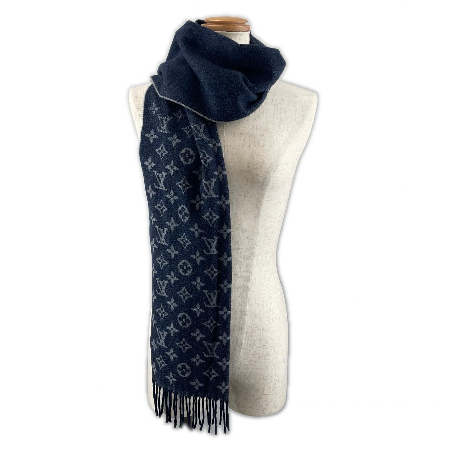 Louis Vuitton Etole AW Scarf Cashmere Wool Navy — view 2