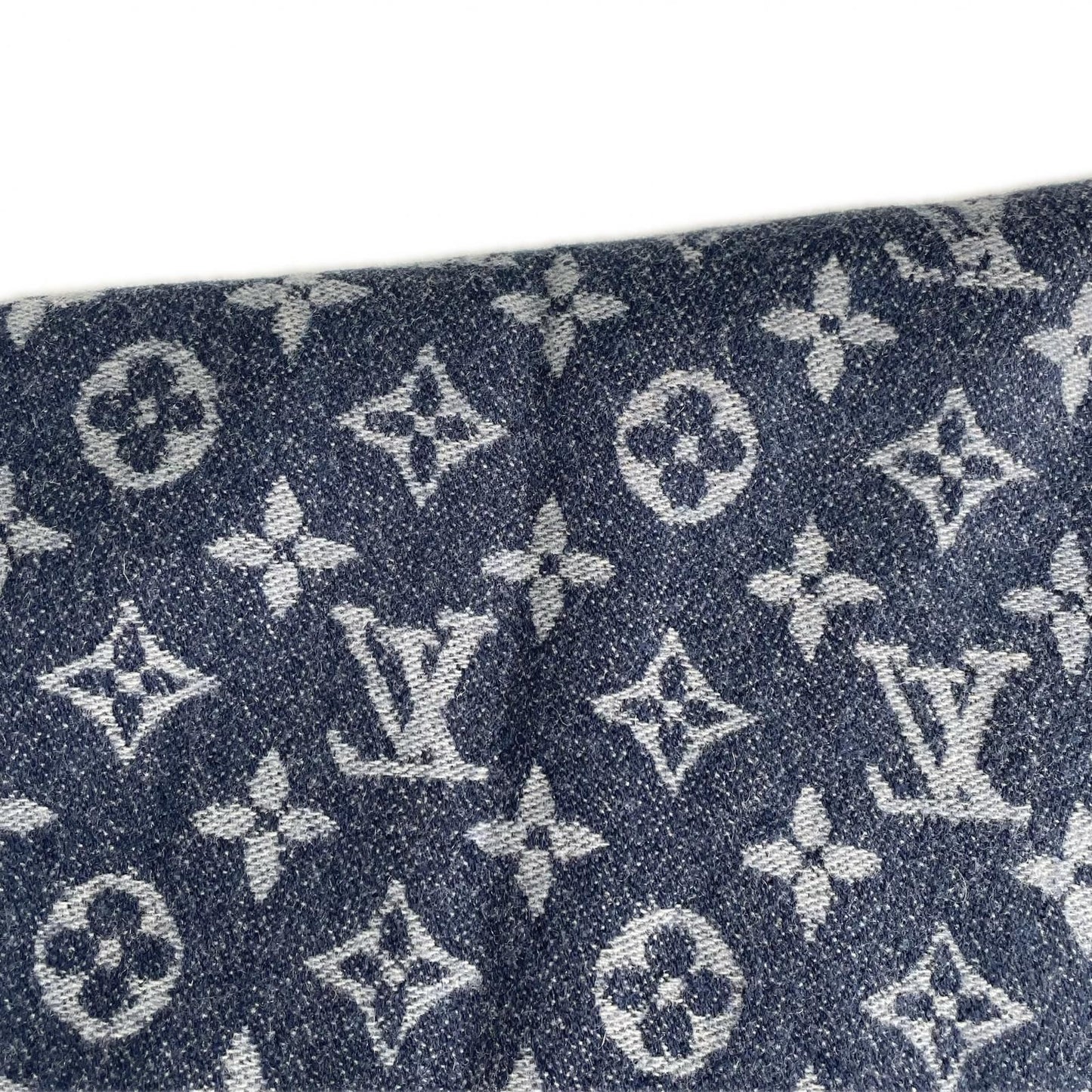 Louis Vuitton Etole AW Scarf Cashmere Wool Navy — view 3