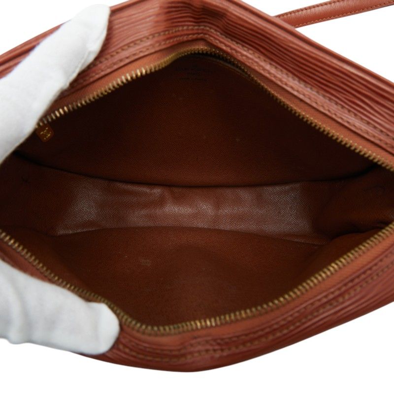 Louis Vuitton Epi Jeune Fille Crossbody Shoulder Bag Brown Leather