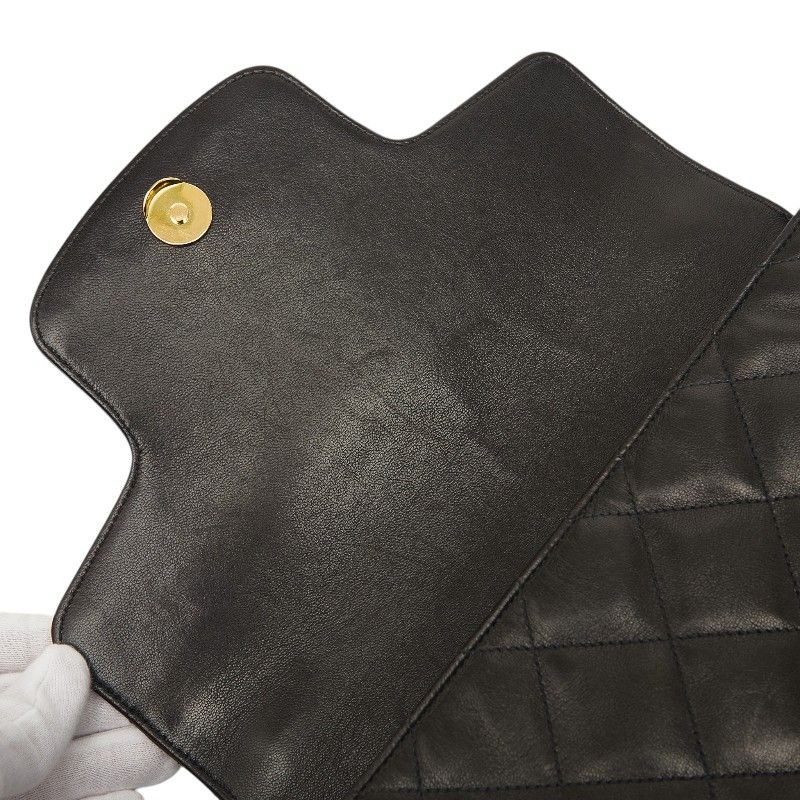 Chanel Quilted CC Logo Chain Handbag Black Lambskin