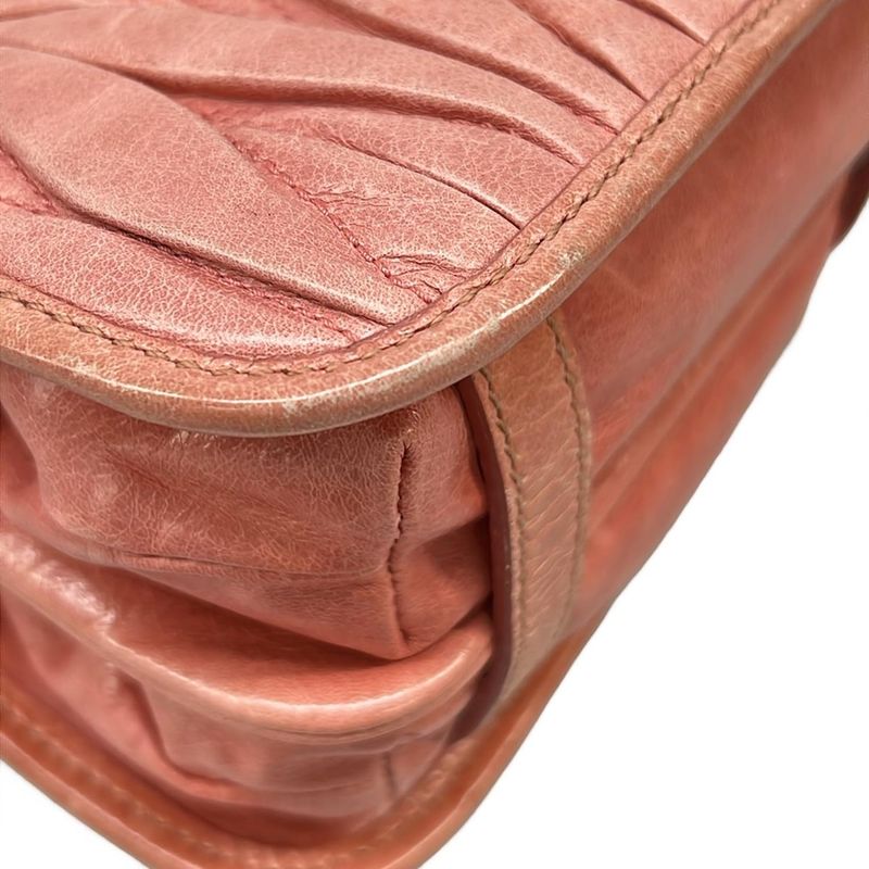 Miu Miu Shoulder Bag Pink Clasp Leather