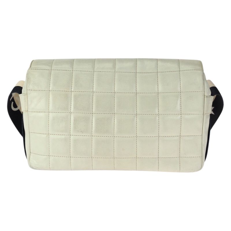 Chanel Vintage Choco Bar CC Logo Off White Black Gold Lambskin Shoulder Bag