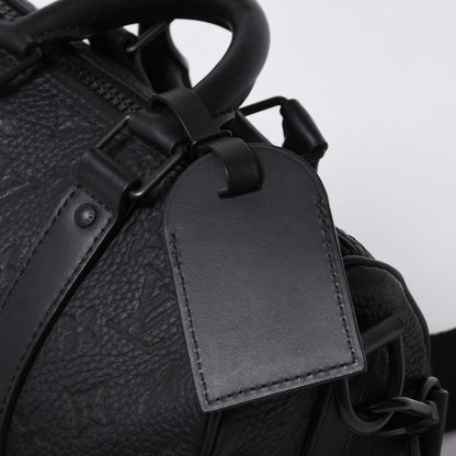 Louis Vuitton Keepall Bandouliere 25 Shoulder Bag Monogram Taurillon — view 5