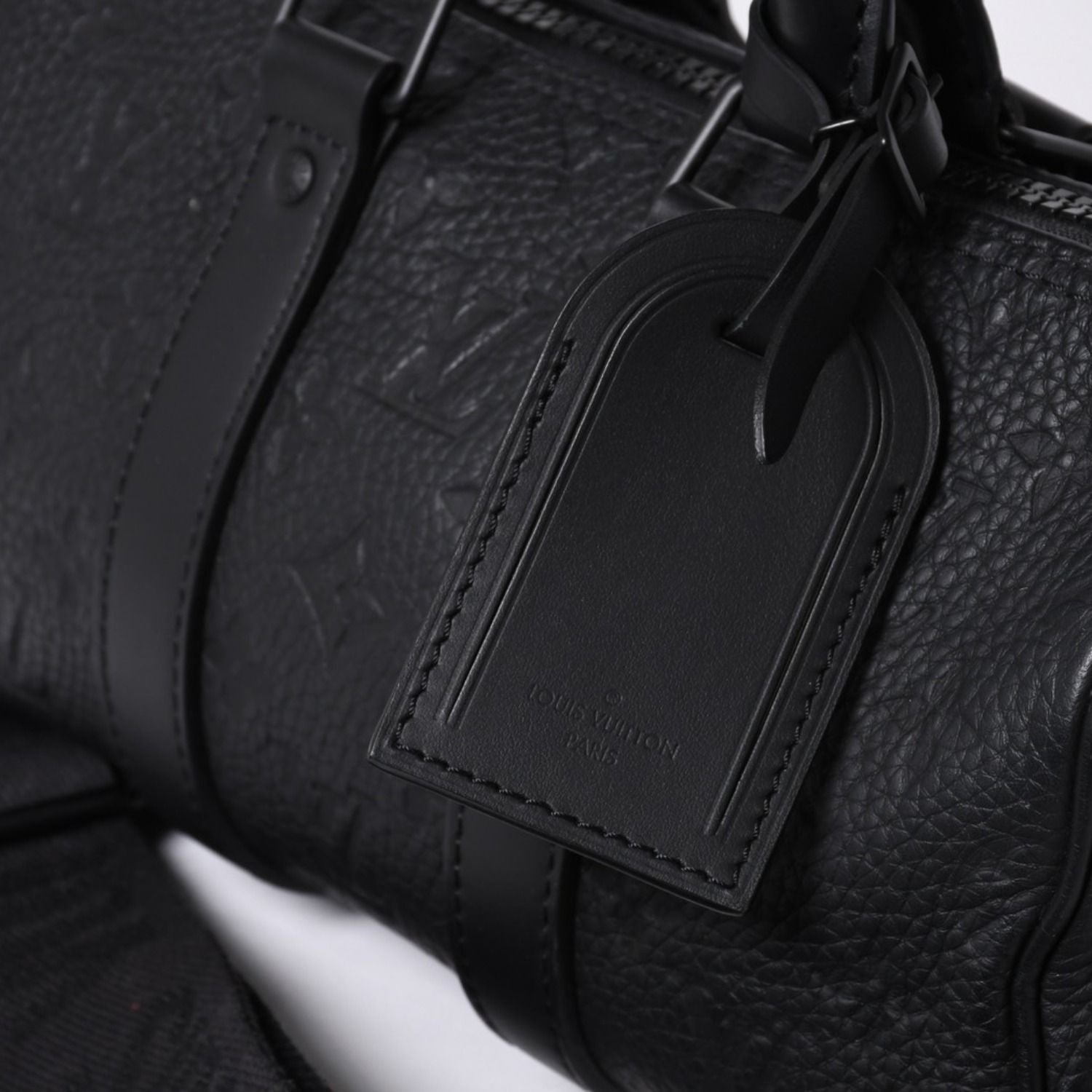 Louis Vuitton Keepall Bandouliere 25 Shoulder Bag Monogram Taurillon — view 4