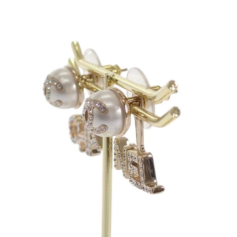 Chanel CC Logo Earrings 2-Way Faux Pearl Gold