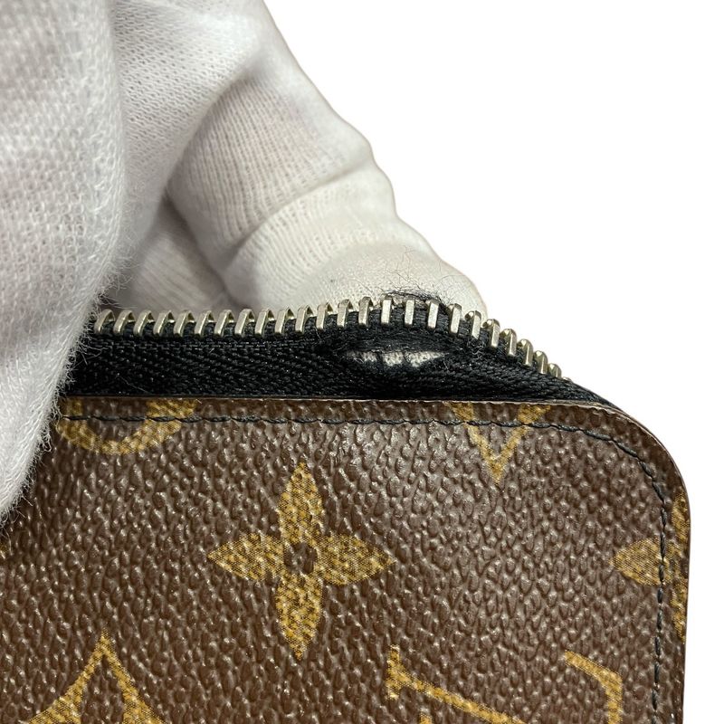 Louis Vuitton Zippy Wallet Vertical Monogram Macassar