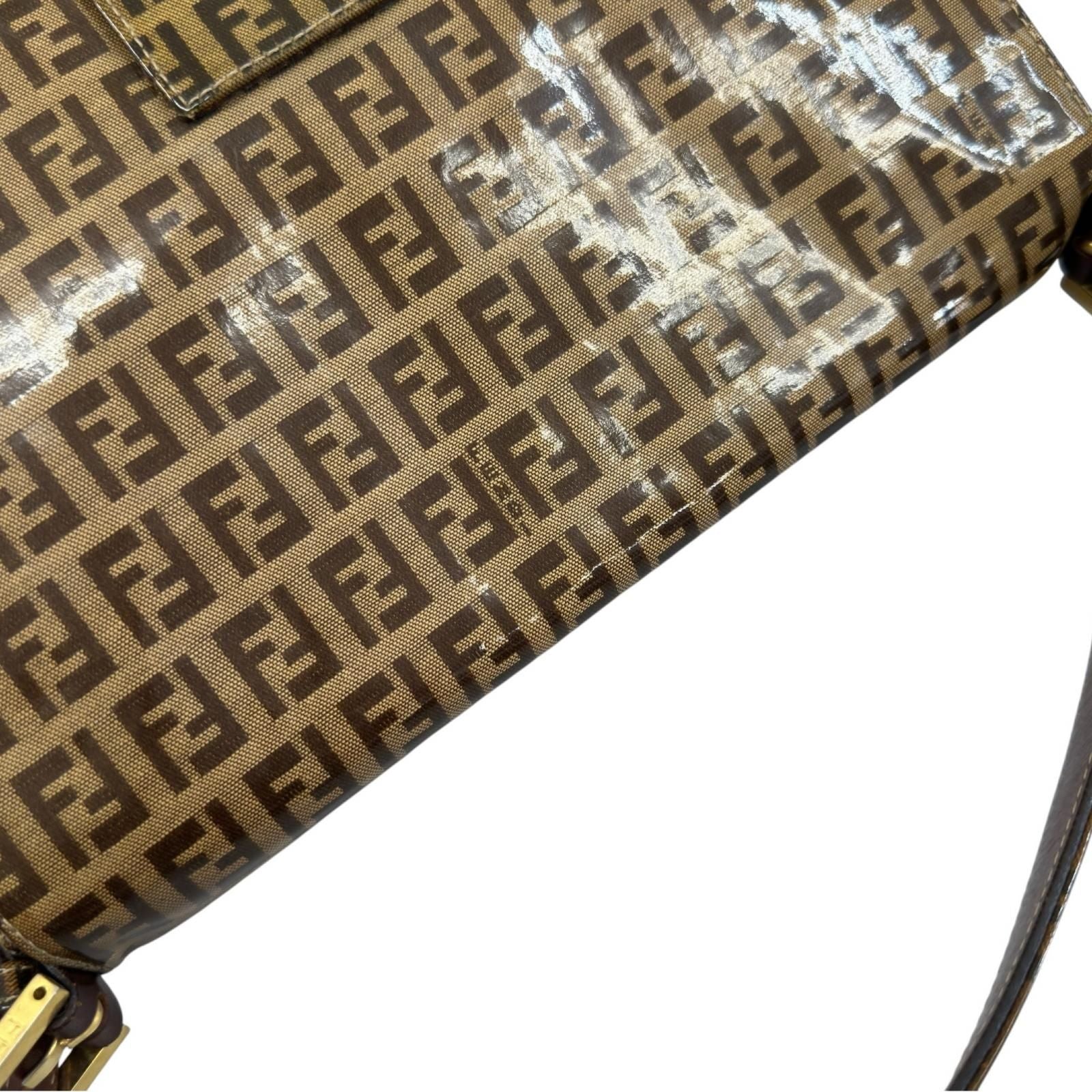 Fendi Zucchino Mamma Baguette Shoulder Bag Patent Brown — view 6