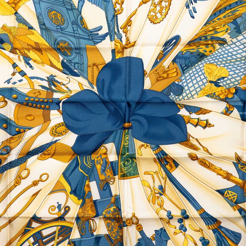 Hermes Carre 90 Soleil de Soie Silk Sun Scarf Large Green Beige Multicolor